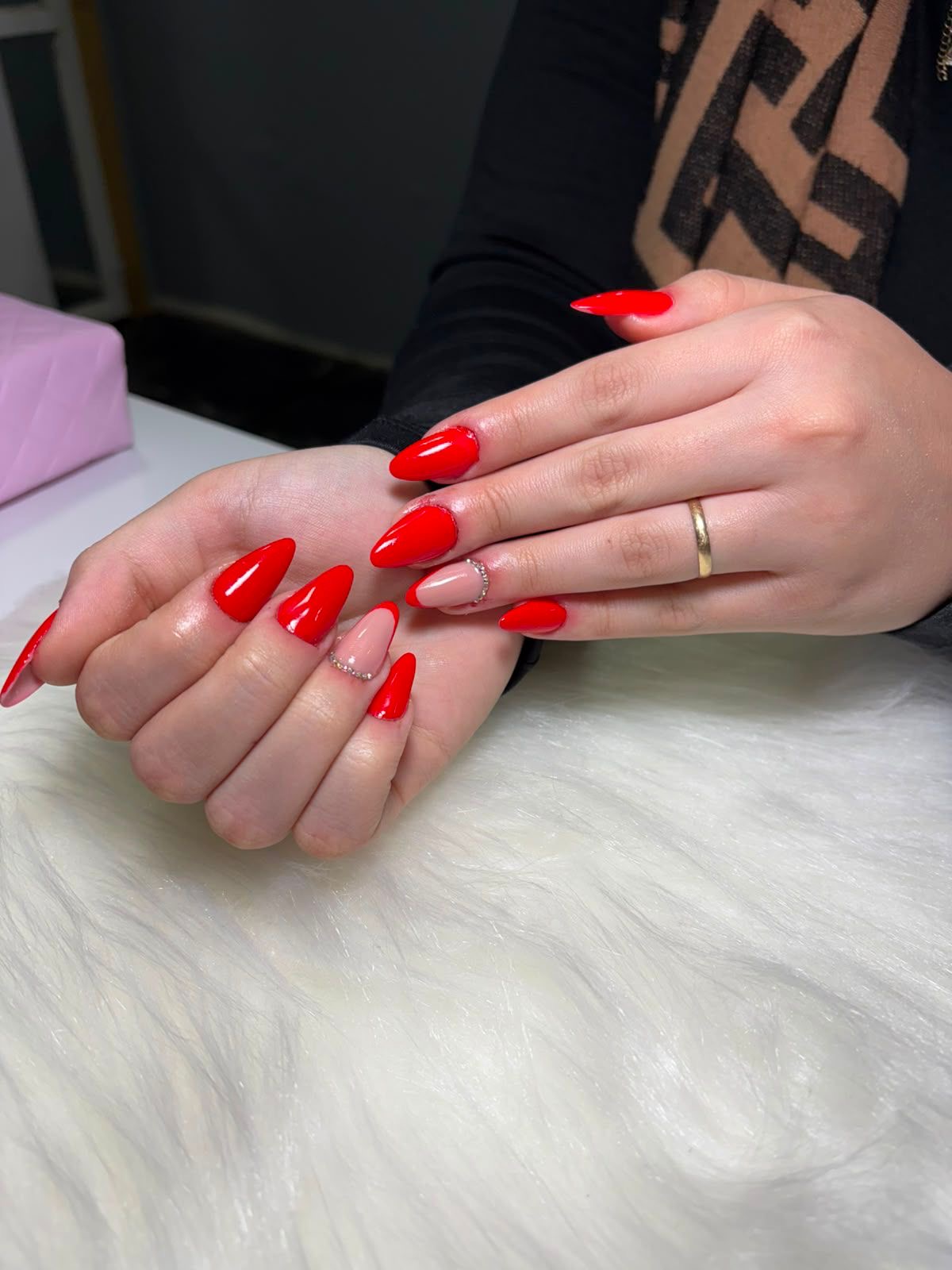 Unhas falam por você